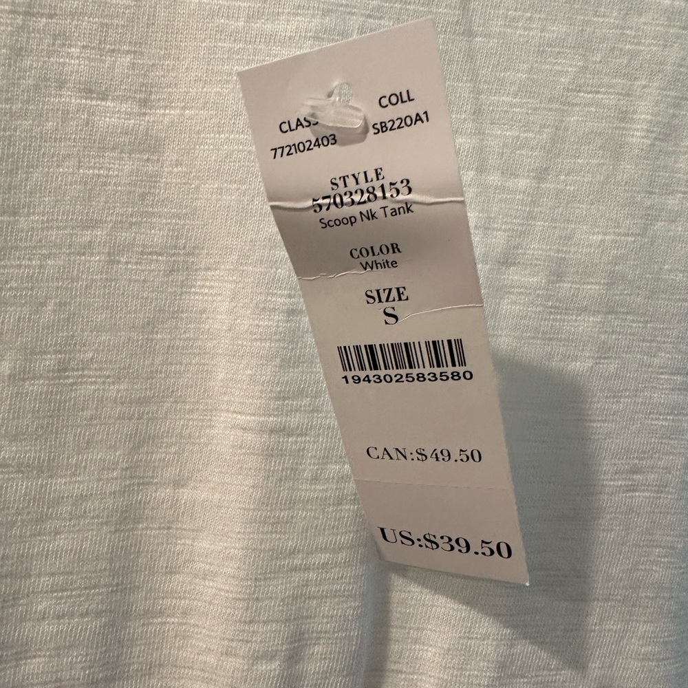 NWT White House Black Market, scoop neck white T-shirt - Picture 6 of 9